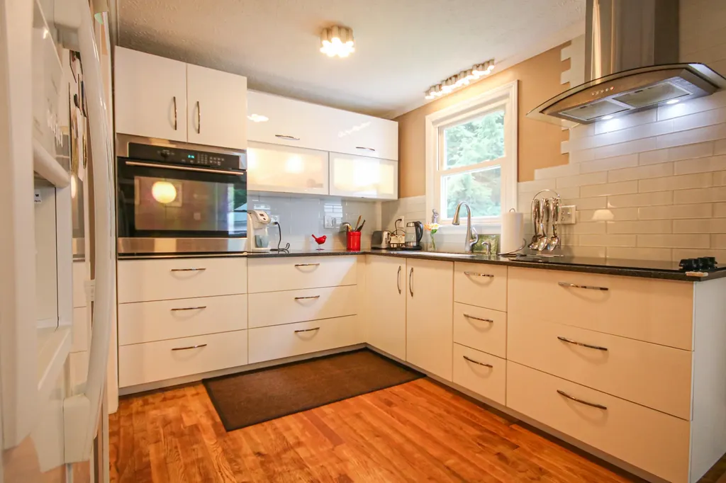 94 Burnham Road Gorham ME 04038