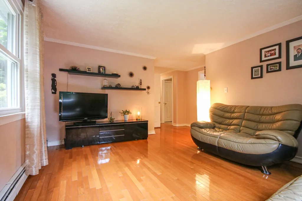 94 Burnham Road Gorham ME 04038