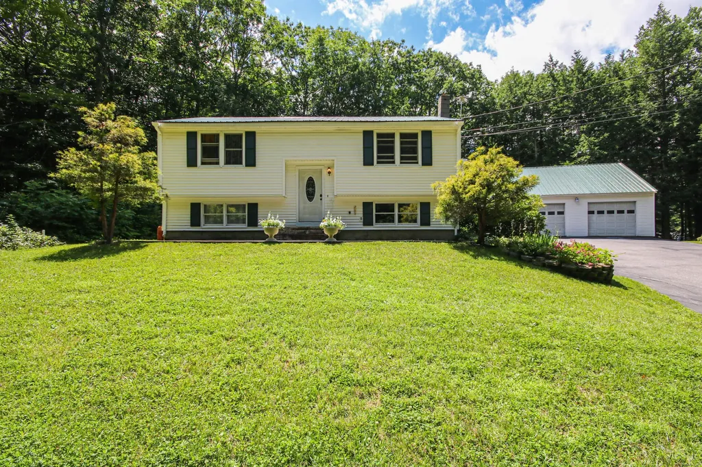 94 Burnham Road Gorham ME 04038
