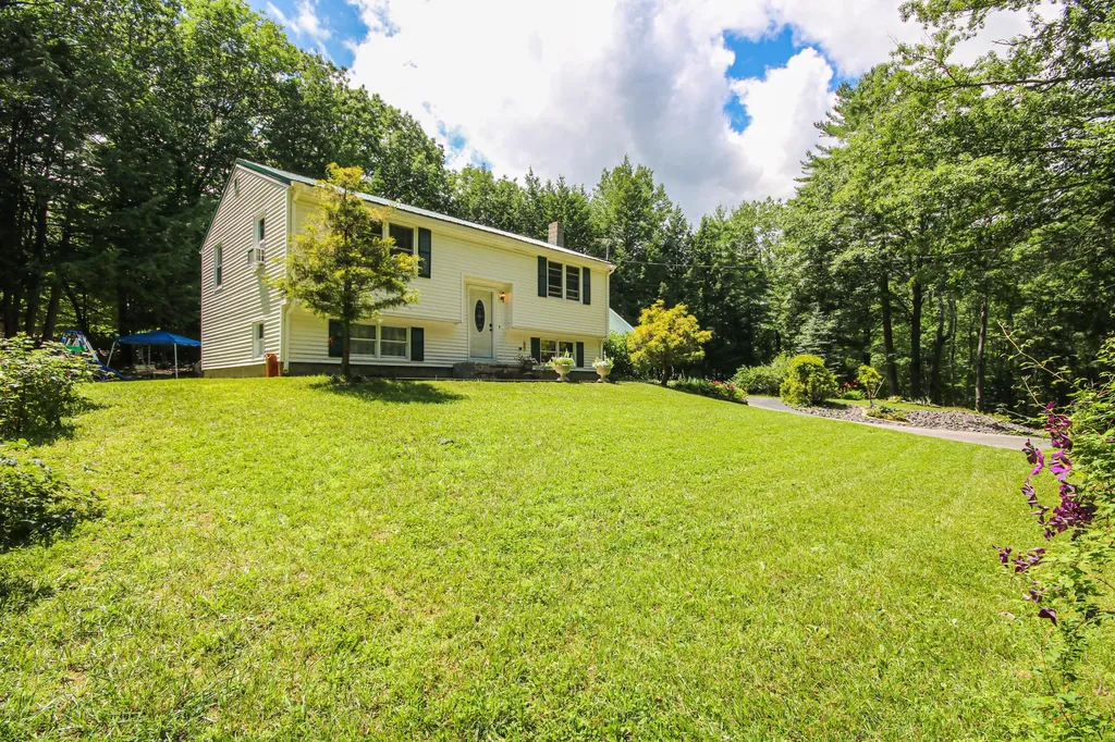 94 Burnham Road Gorham ME 04038