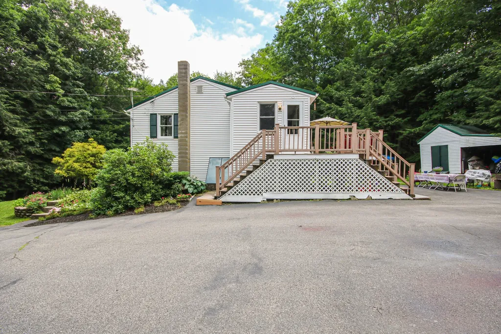 94 Burnham Road Gorham ME 04038