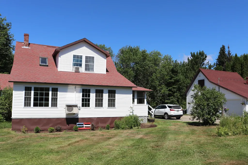 262 Davis Road Eddington ME 04428