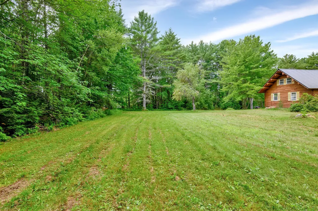 7 Friendly Acres Harrison ME 04040