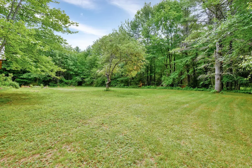 7 Friendly Acres Harrison ME 04040