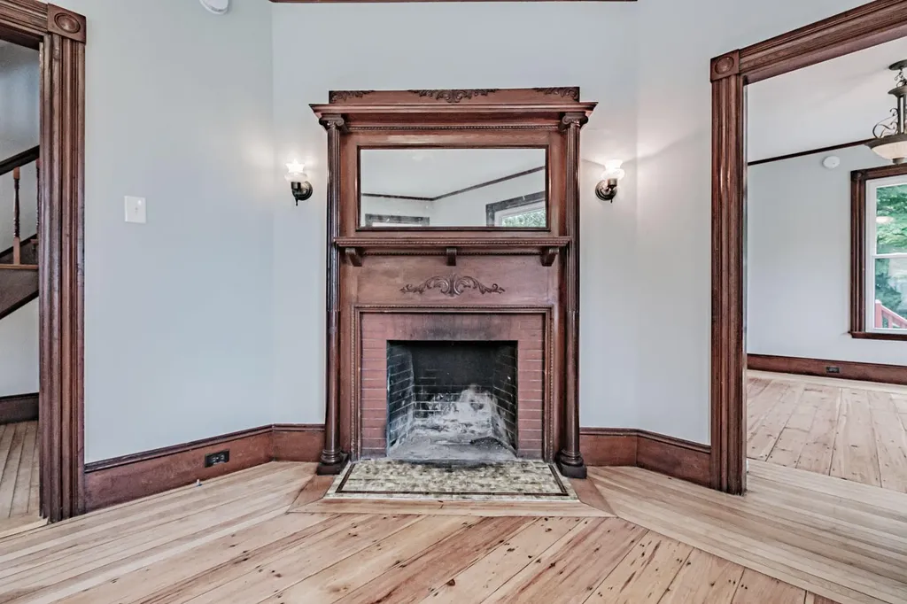 26 Poland Street Portland ME 04103