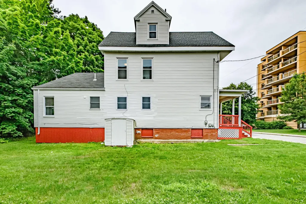 26 Poland Street Portland ME 04103