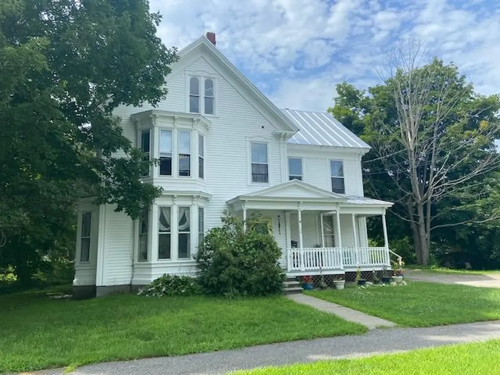 38 E Leavitt Street Skowhegan ME 04976
