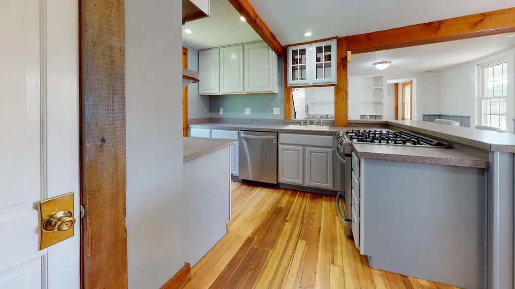 567 W Elm Street Yarmouth ME 04096