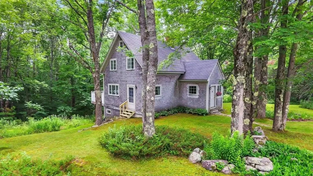 152 Common Road Dresden ME 04342