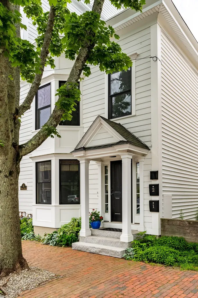 72 Munjoy Street Portland ME 04101