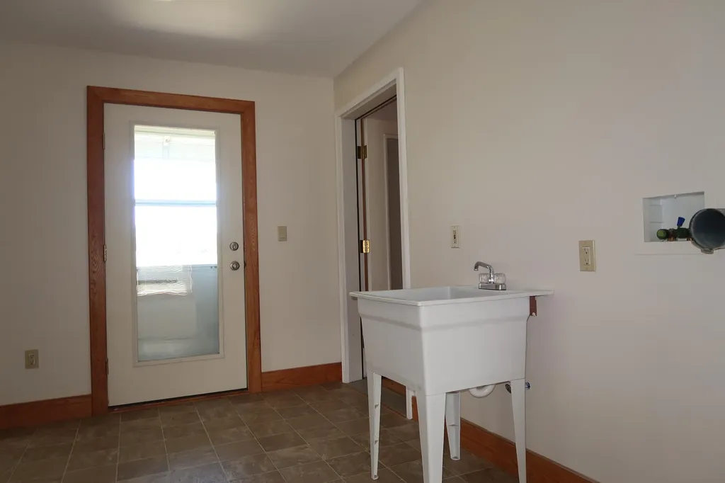 244 Old Union Road Washington ME 04574