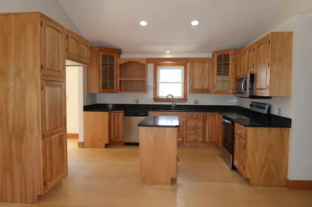 244 Old Union Road Washington ME 04574