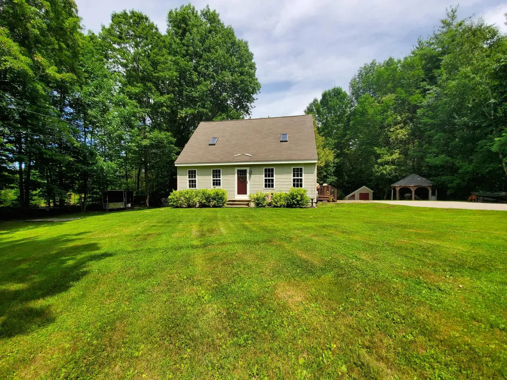 1037 West Road Waterboro ME 04087