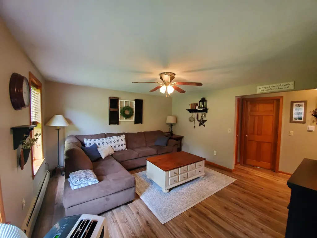 1037 West Road Waterboro ME 04087