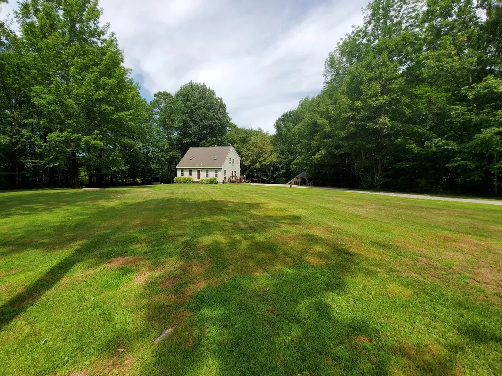 1037 West Road Waterboro ME 04087