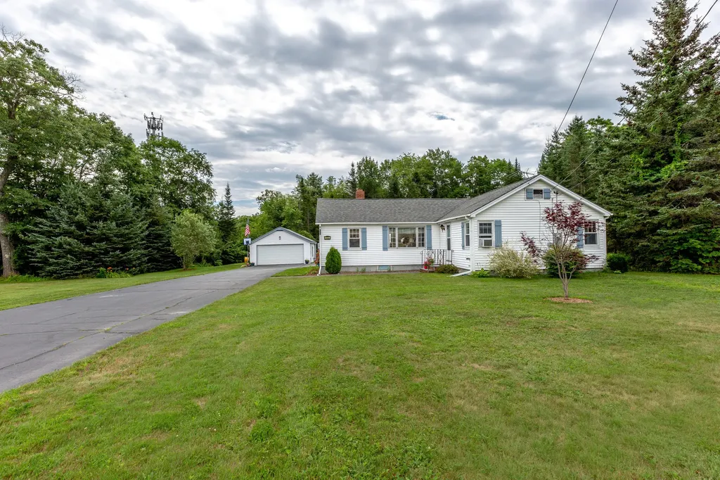 442 Bath Road Wiscasset ME 04578