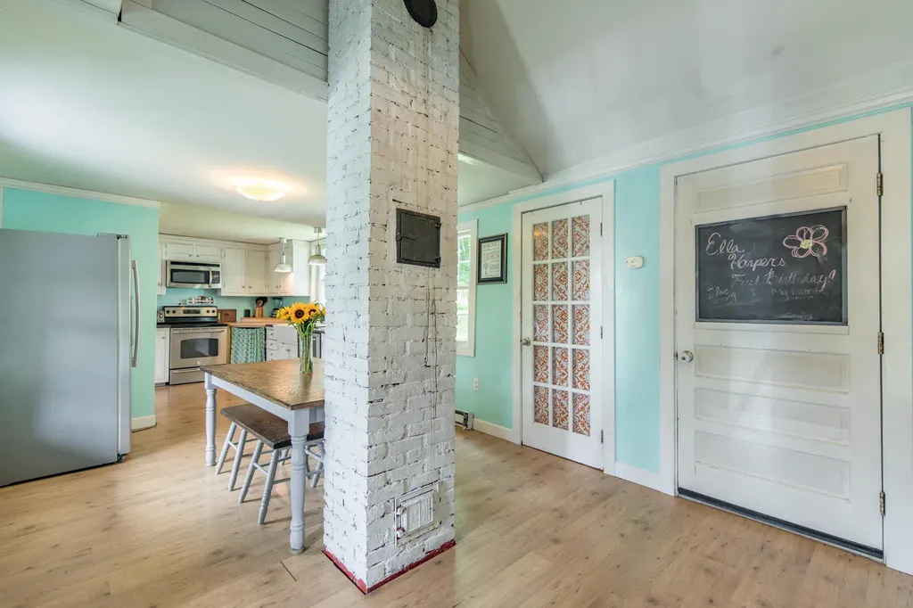 281 Rabbit Road Durham ME 04222