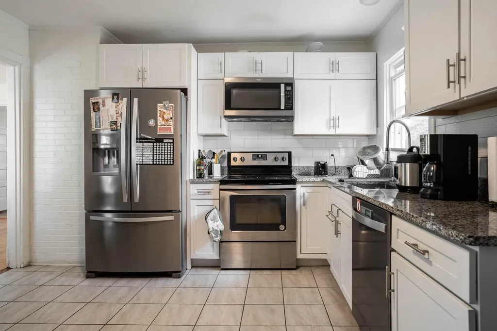 63 Clifton Street Portland ME 04101