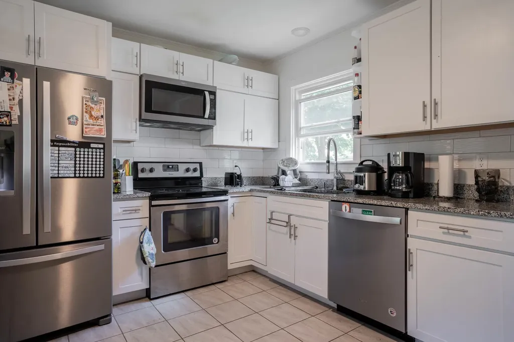 63 Clifton Street Portland ME 04101