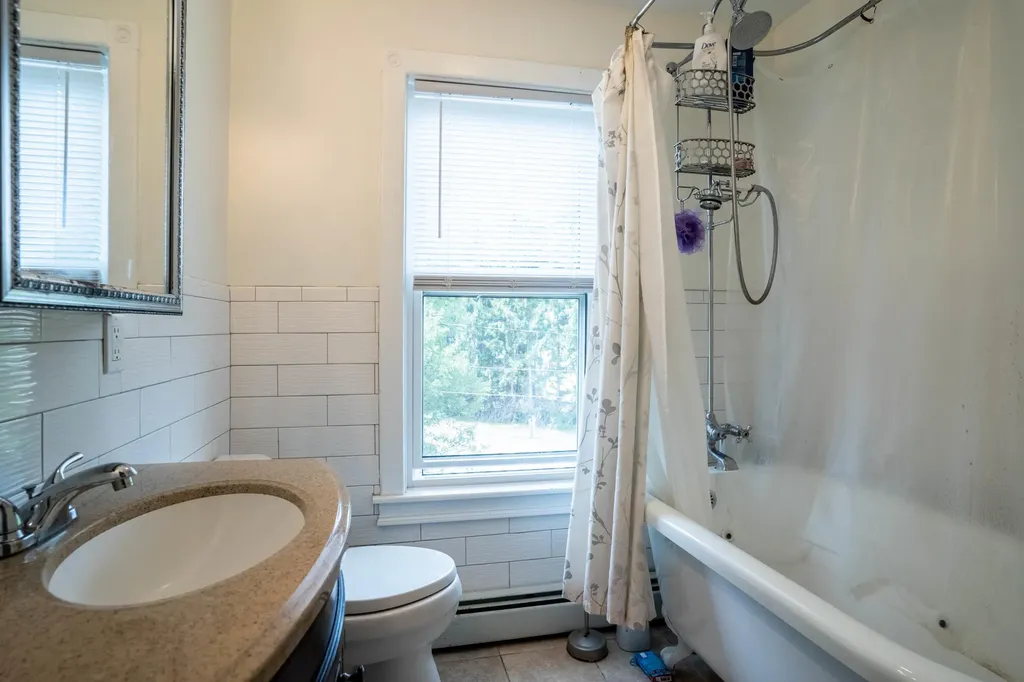 63 Clifton Street Portland ME 04101