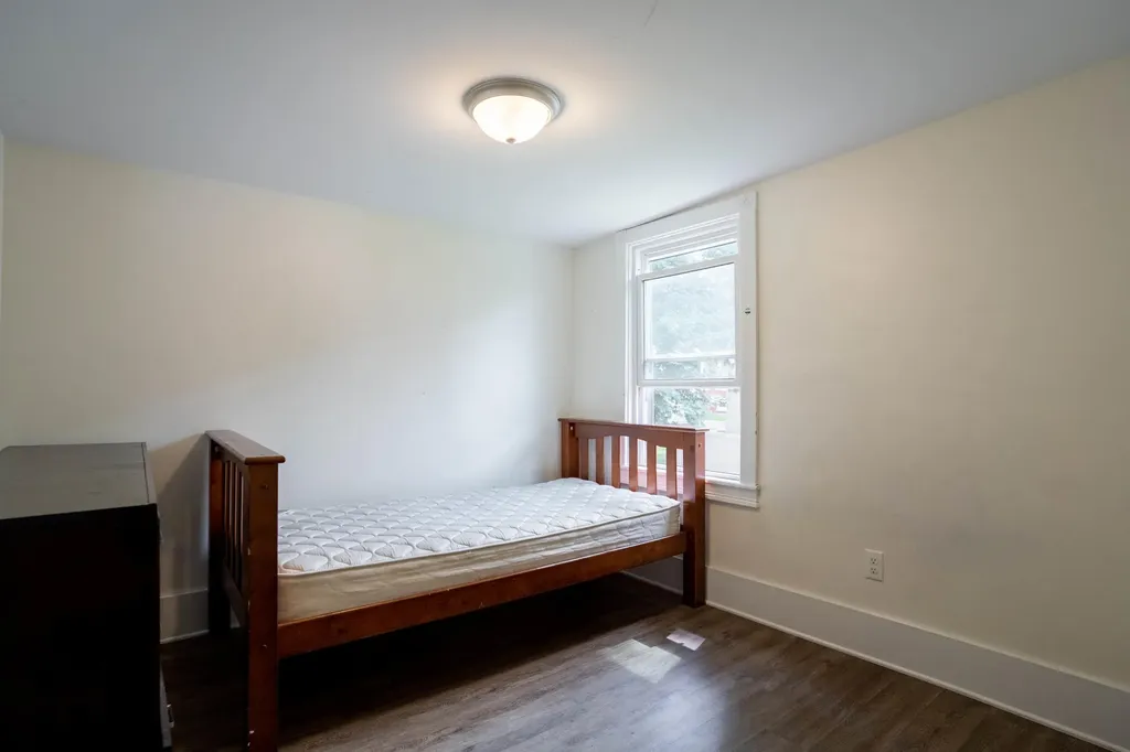 63 Clifton Street Portland ME 04101