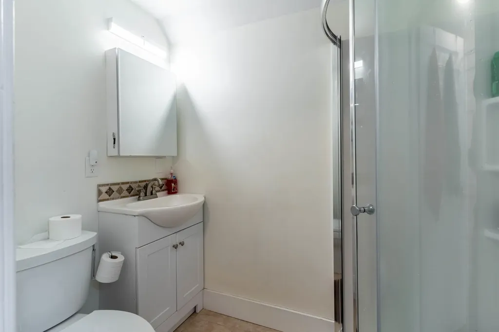 63 Clifton Street Portland ME 04101
