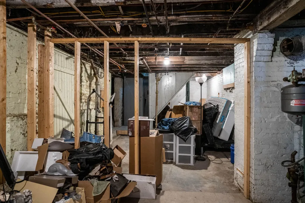 63 Clifton Street Portland ME 04101