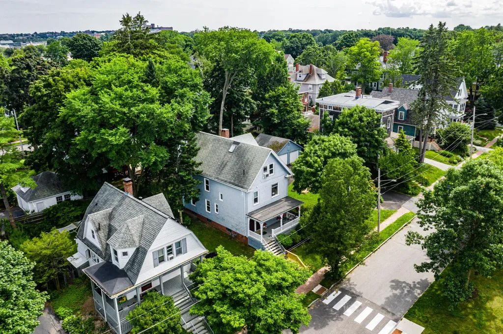 63 Clifton Street Portland ME 04101
