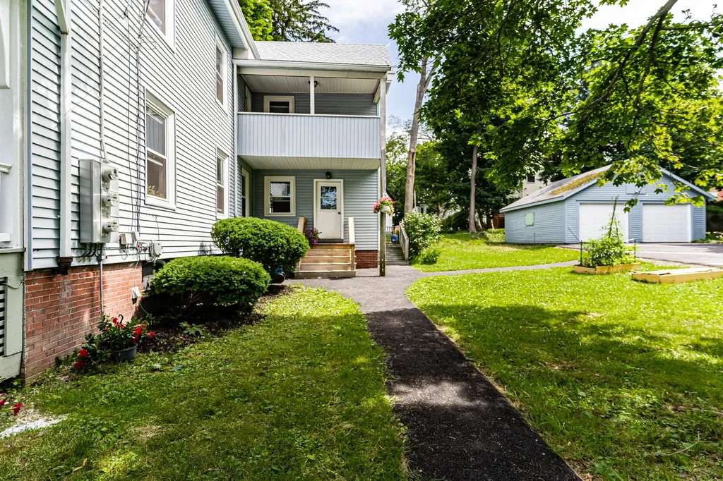 63 Clifton Street Portland ME 04101