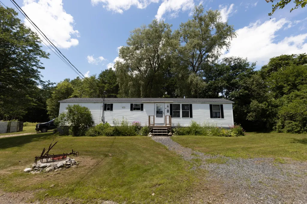 15 Pension Ridge Road Boothbay ME 04537
