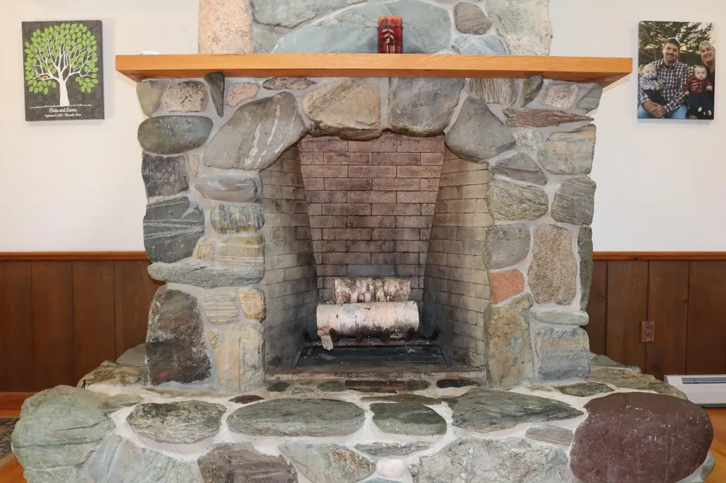 31 Donnell Pond Road Franklin ME 04634