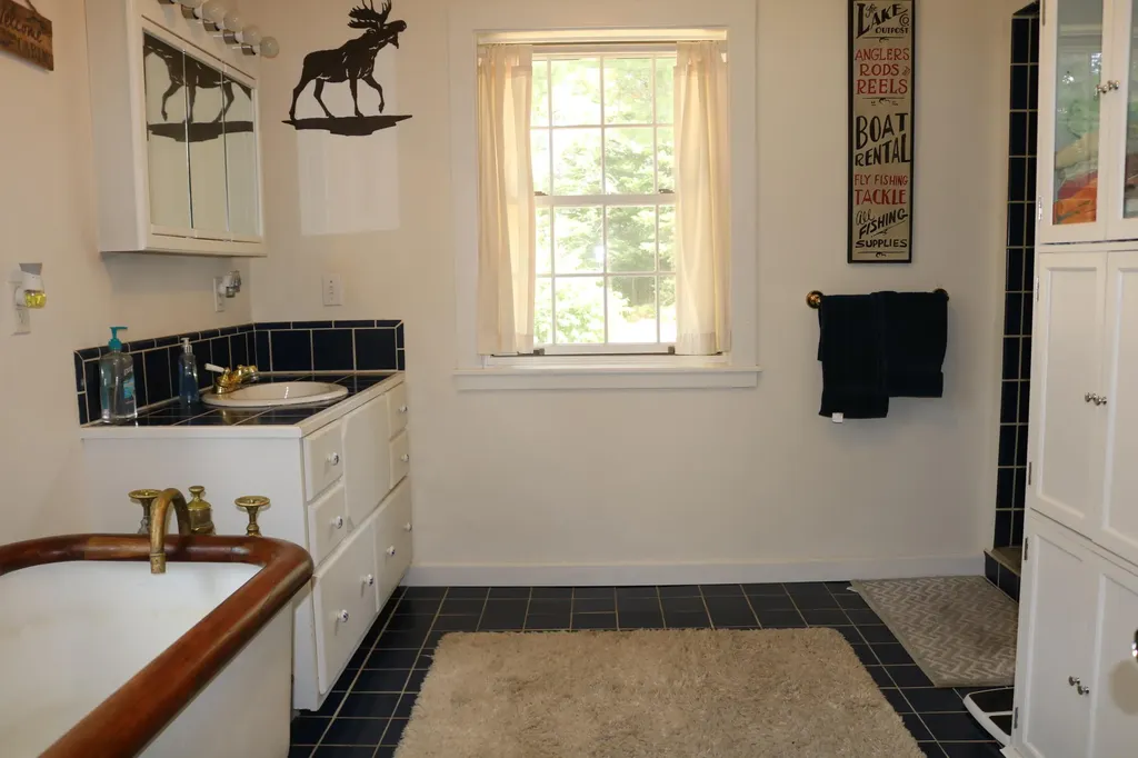 31 Donnell Pond Road Franklin ME 04634
