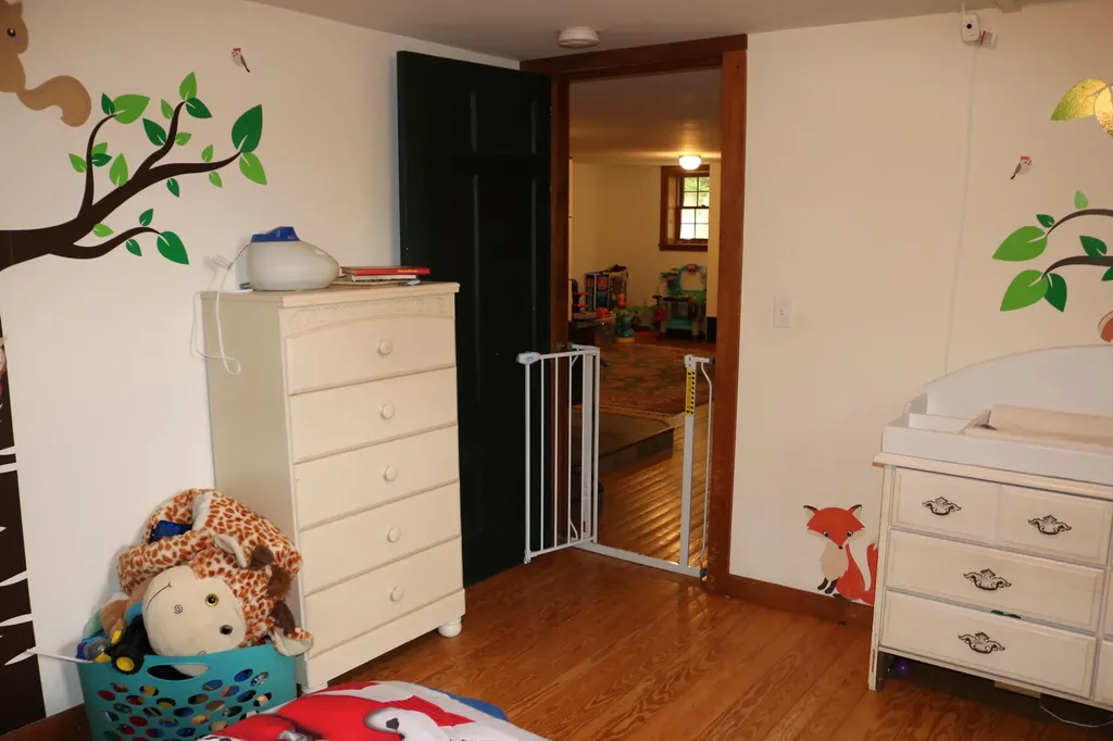 31 Donnell Pond Road Franklin ME 04634