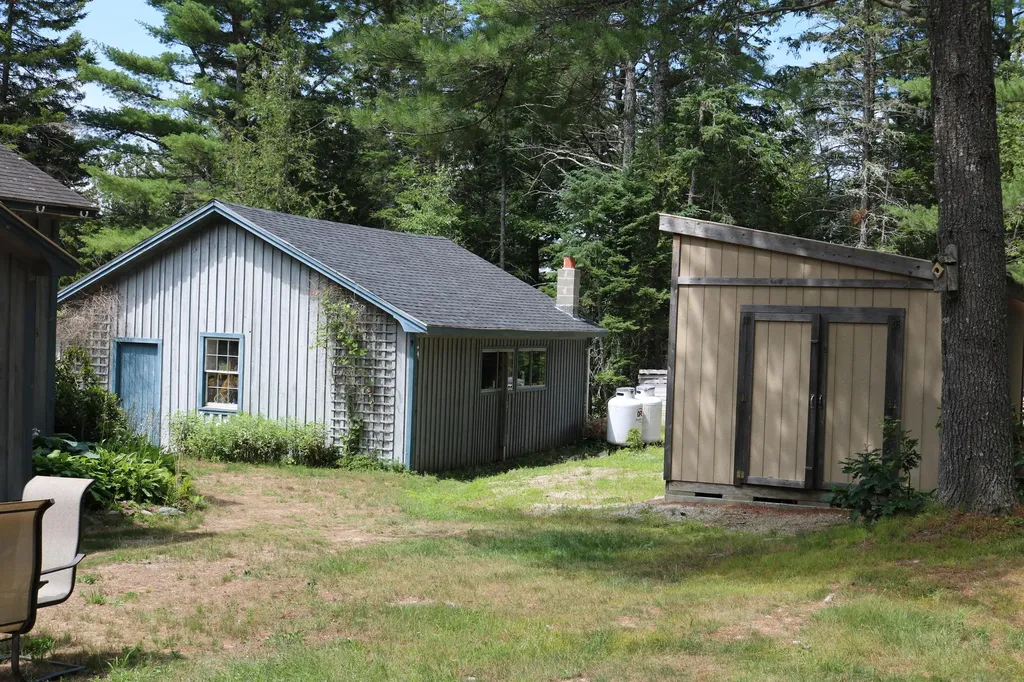 31 Donnell Pond Road Franklin ME 04634