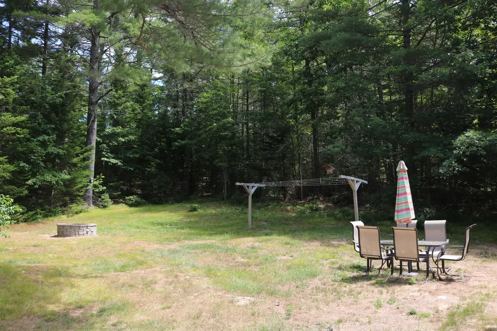31 Donnell Pond Road Franklin ME 04634