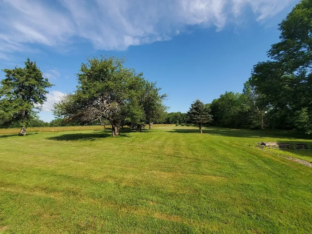 83 Mclaughlin Road Wilton ME 04294