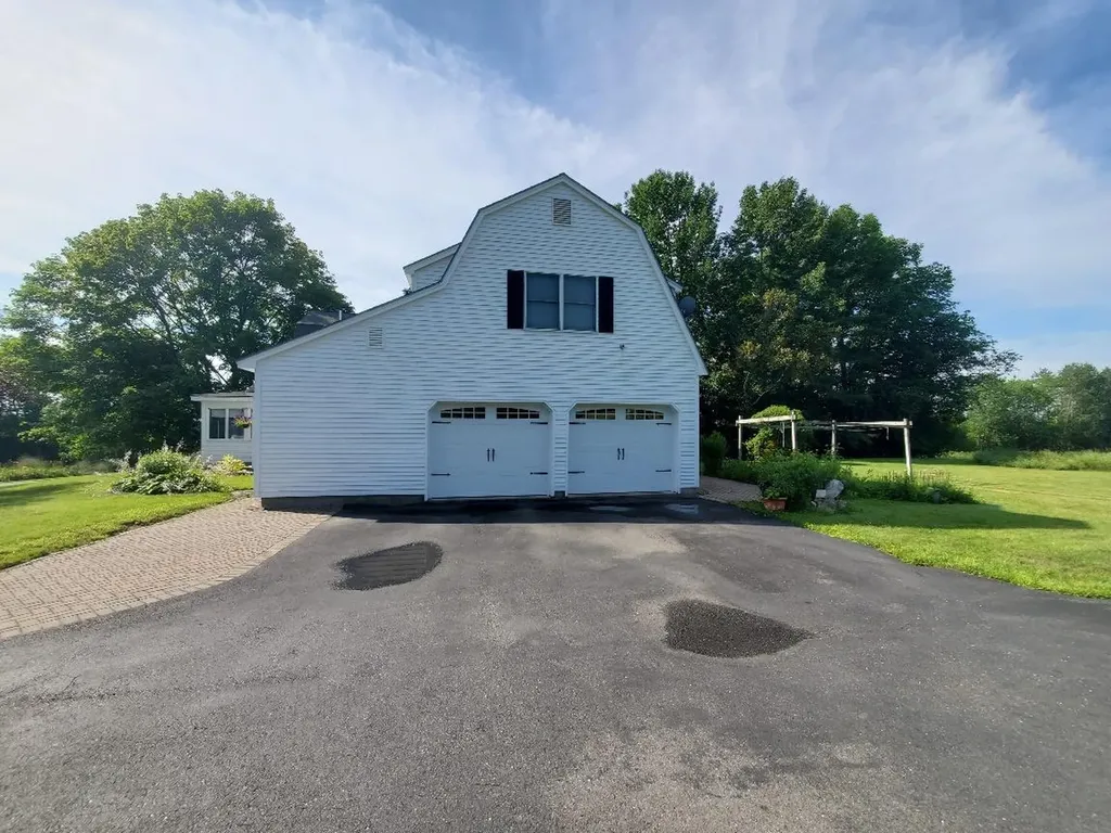83 Mclaughlin Road Wilton ME 04294