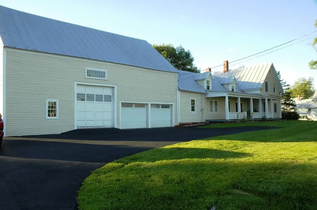 109 West Front Street Skowhegan ME 04976