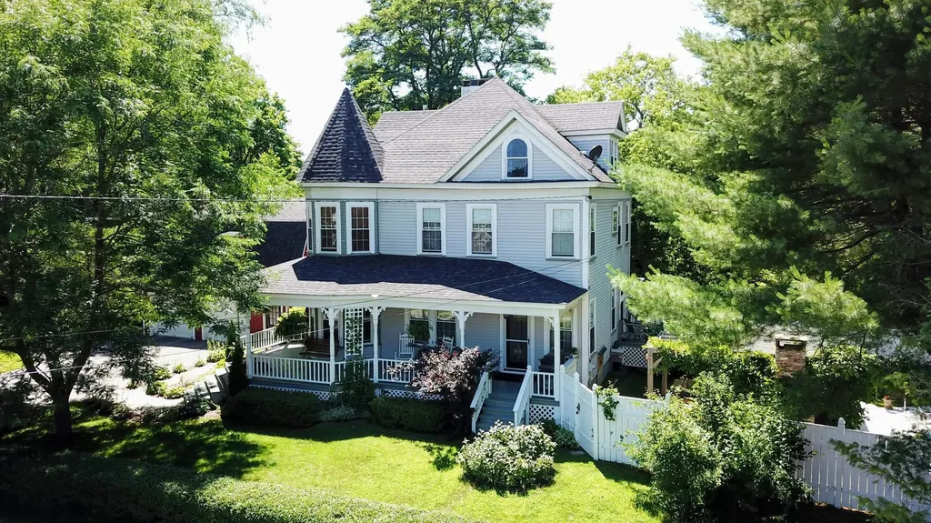 371 Main Street Fairfield ME 04937