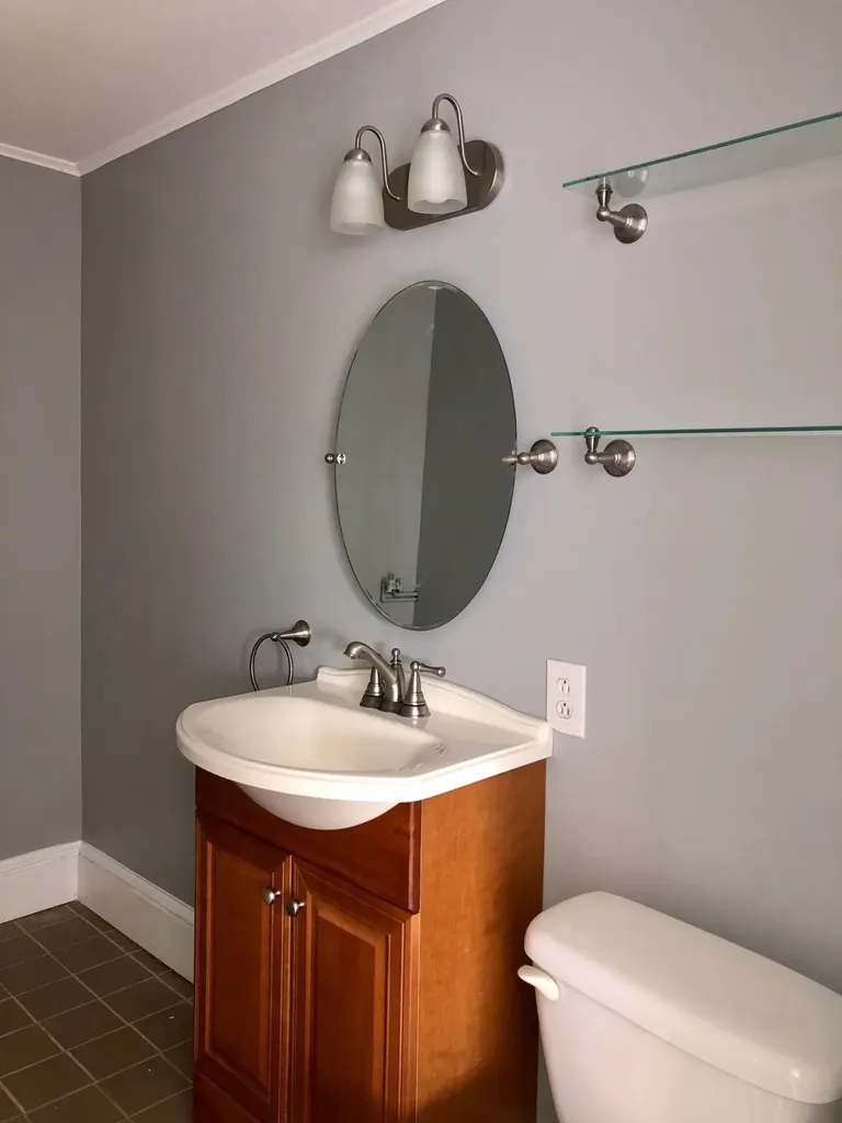27 W Bates Street Auburn ME 04210