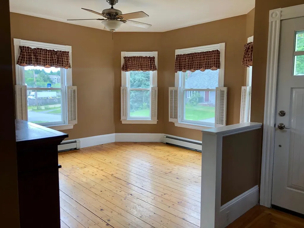 27 W Bates Street Auburn ME 04210