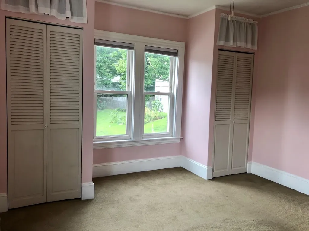 27 W Bates Street Auburn ME 04210