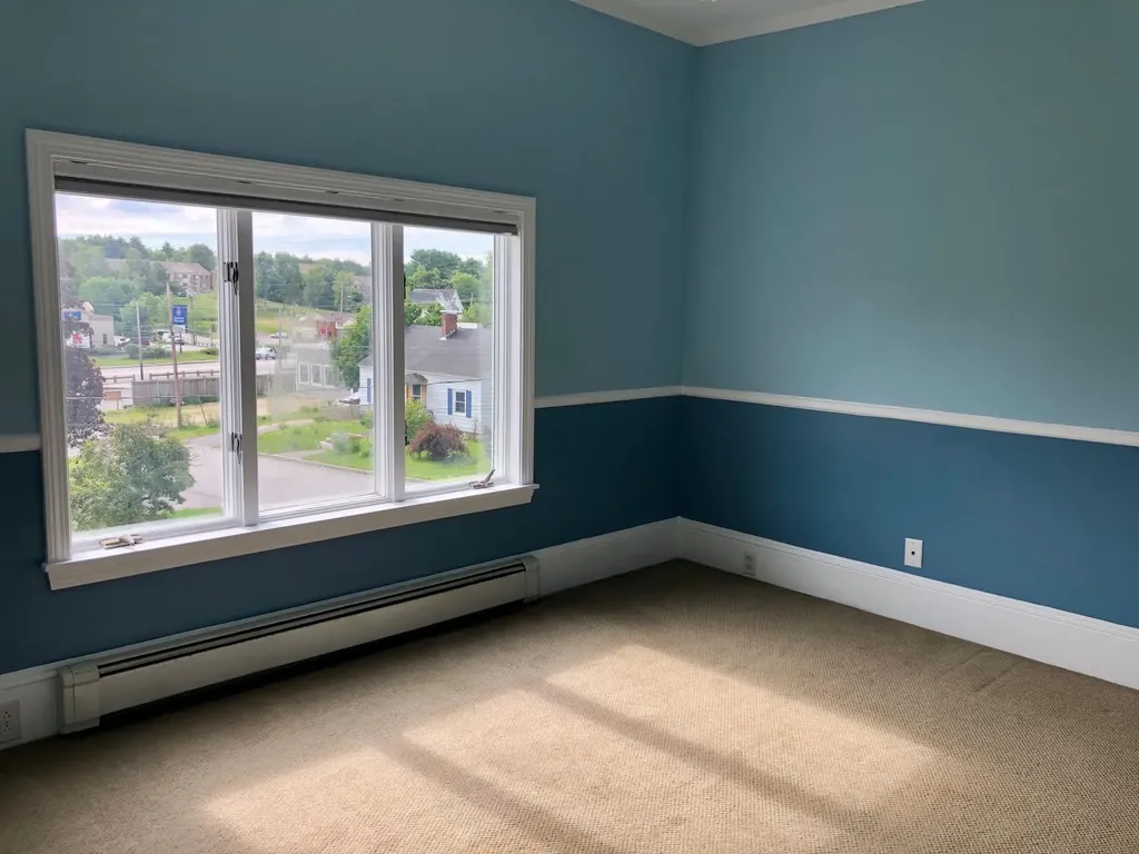 27 W Bates Street Auburn ME 04210