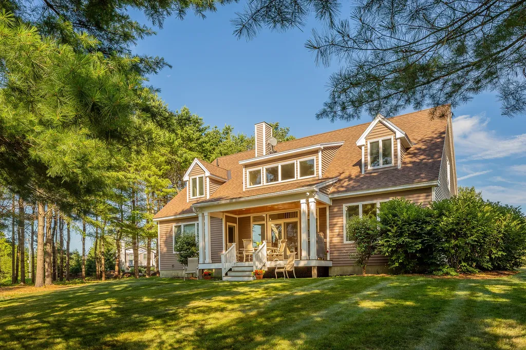 18 Clam Cove Drive Rockport ME 04856
