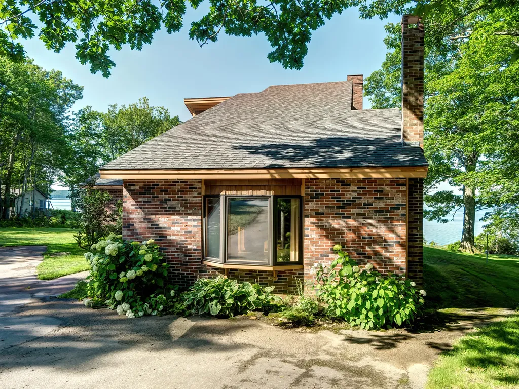 38 Nutting Lane Trenton ME 04605