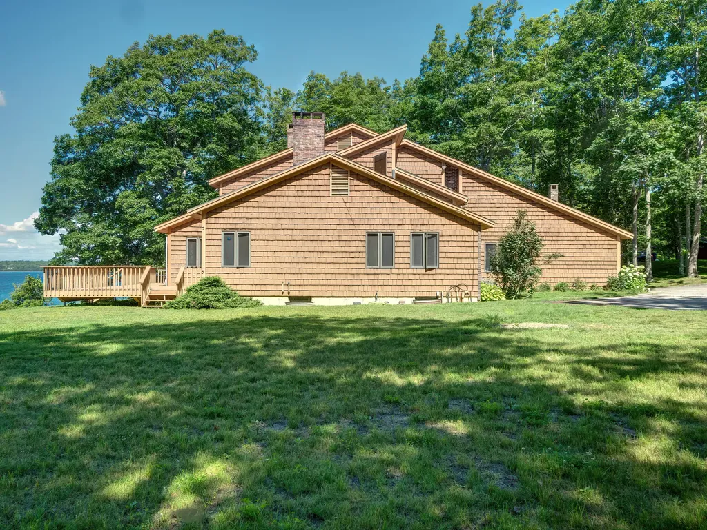 38 Nutting Lane Trenton ME 04605