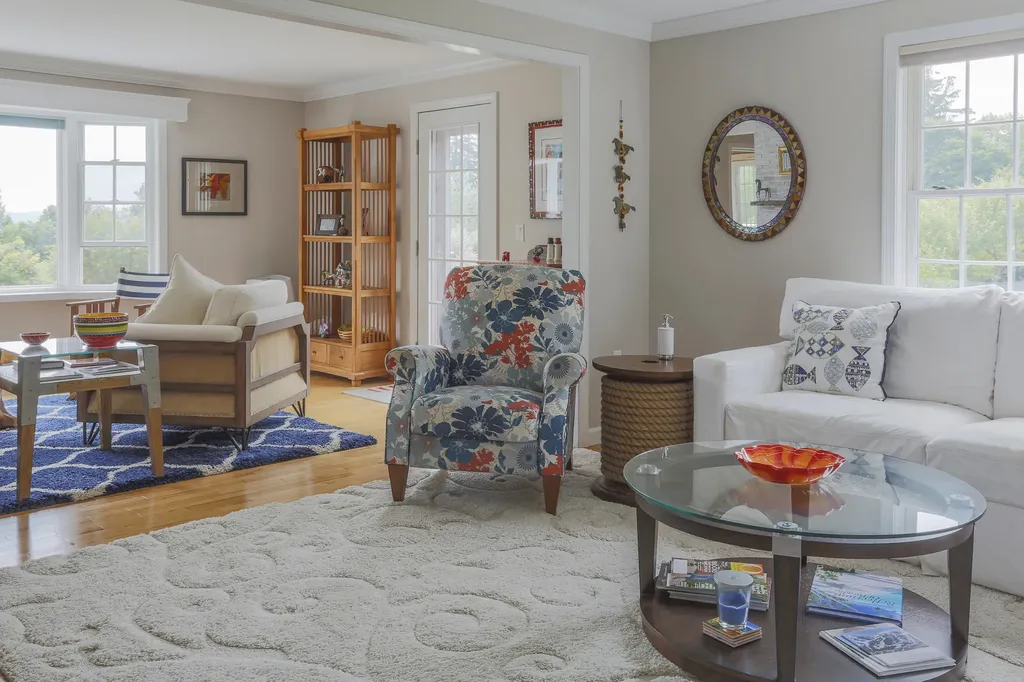 7 Navy Street Searsport ME 04974