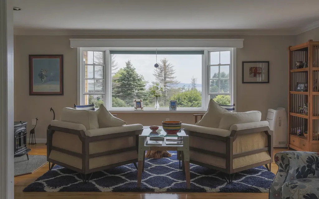 7 Navy Street Searsport ME 04974