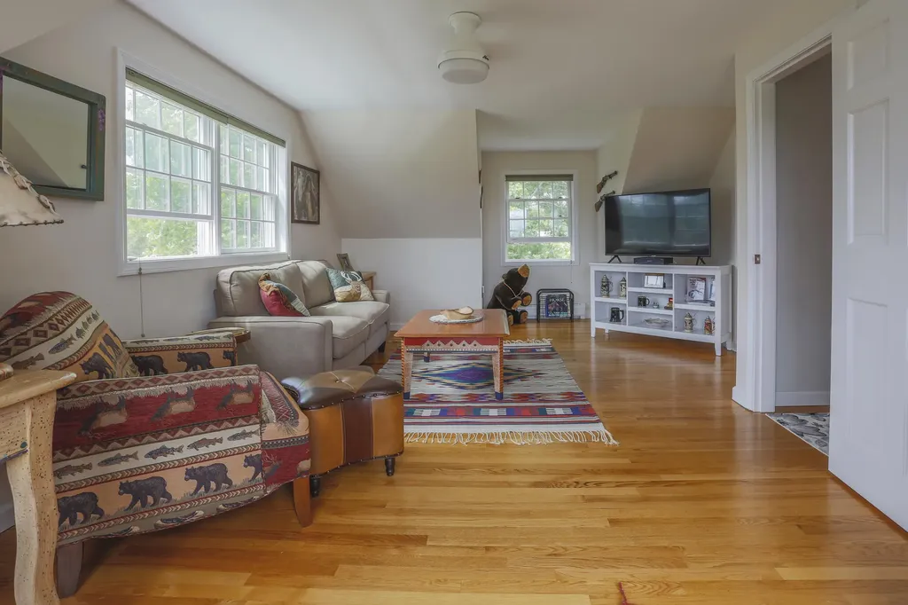 7 Navy Street Searsport ME 04974