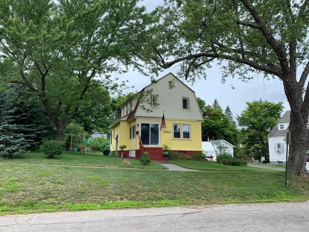 5 Oxford Street Sanford ME 04073